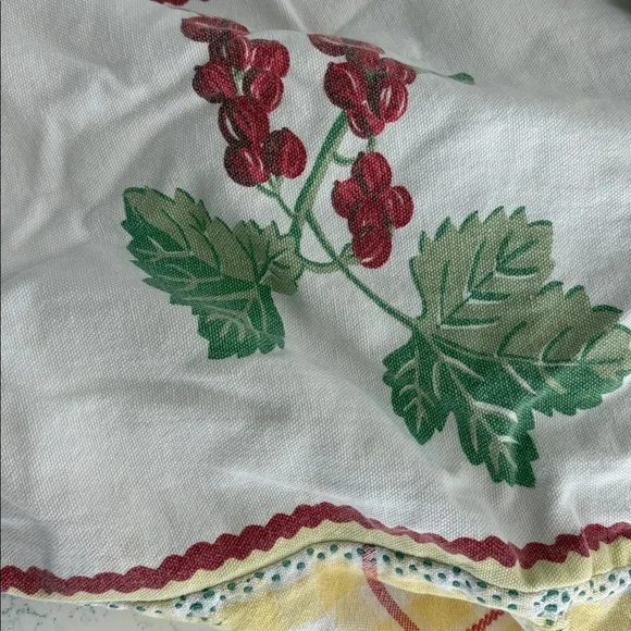 Yellow Plaid Tablecloth - Picture 3 of 5